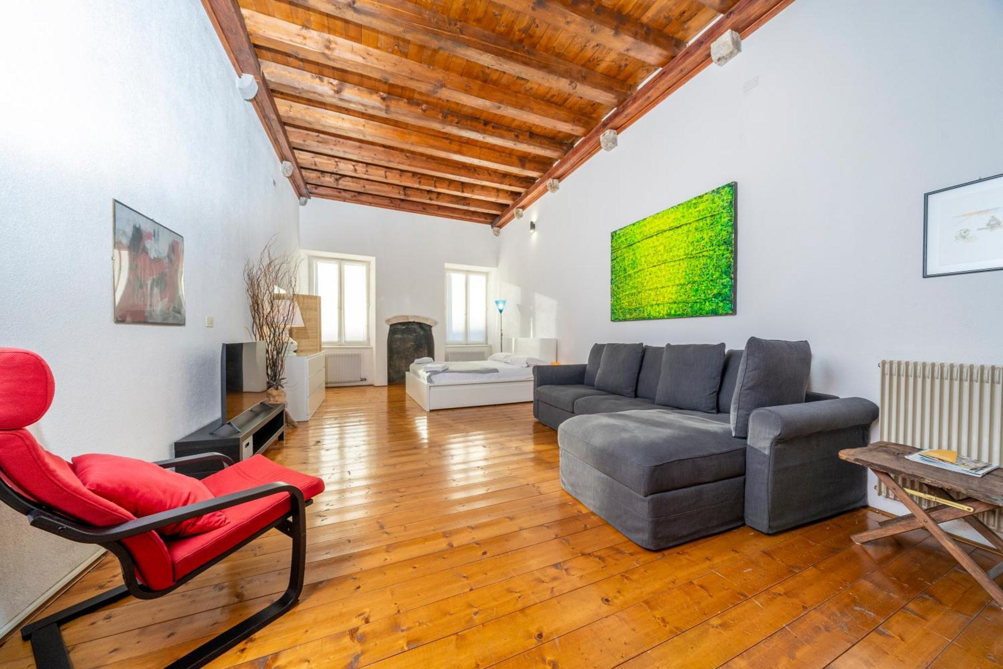 Vista Matteotti- Udine Center Apartment Экстерьер фото